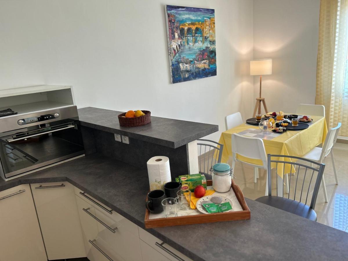 Appartement Celebre Vieux Port, Marseille Extérieur photo